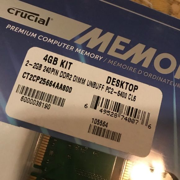 3-Packs •Crucial Memory• 4GB Kit (2GBx2) - Picture 7 of 8